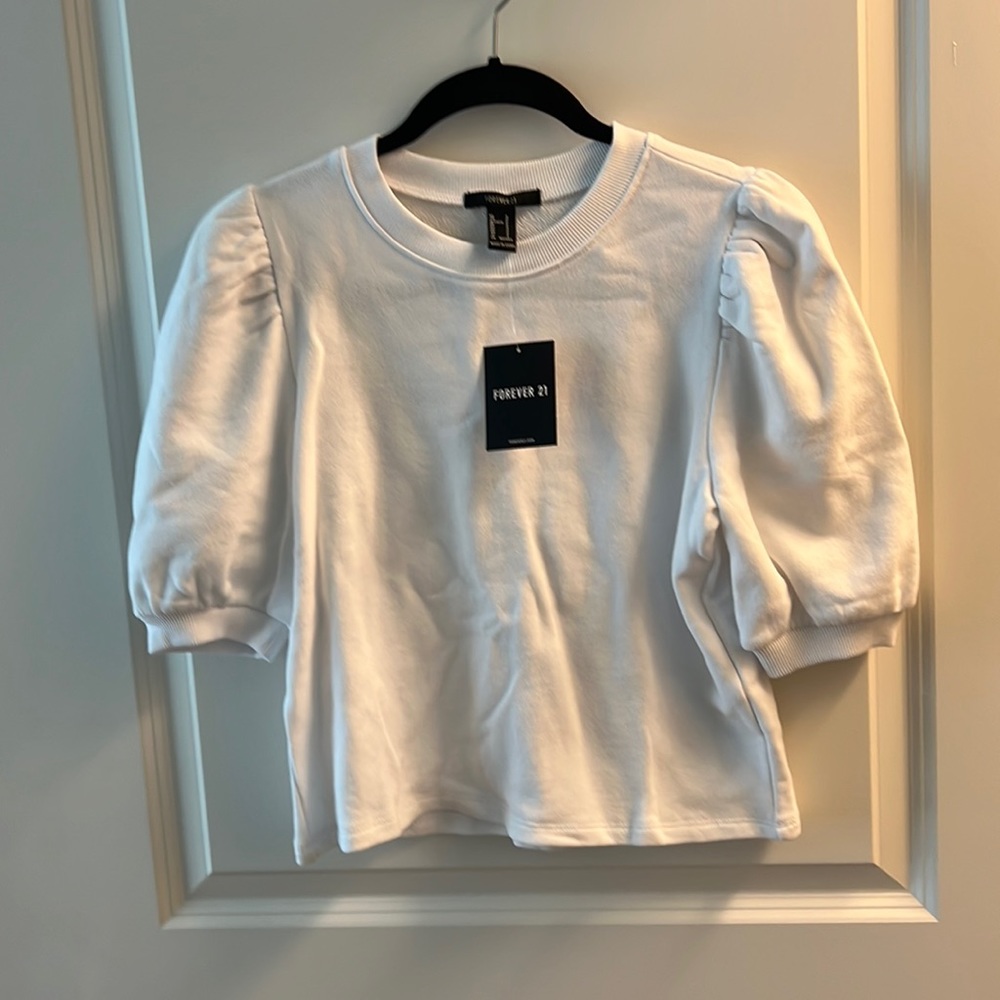 Puff sleeve top
